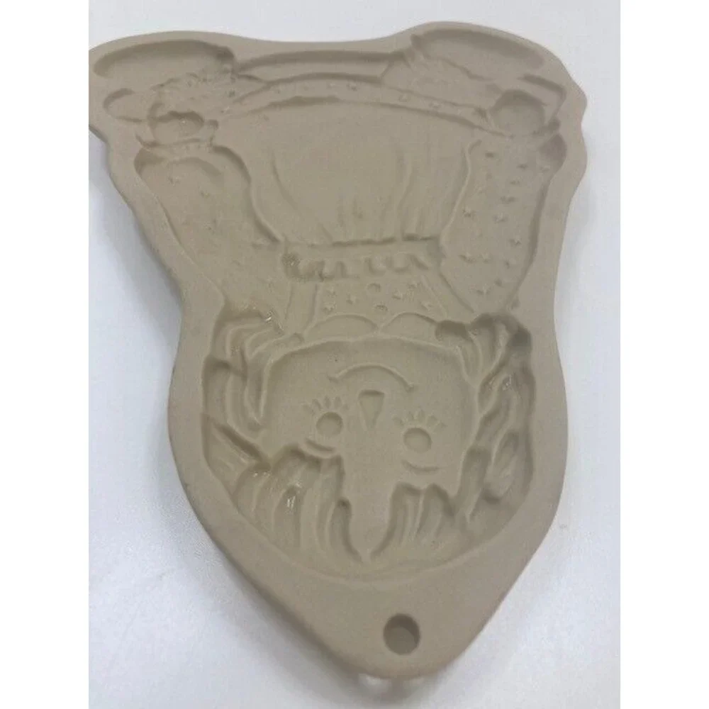 Vtg 1985 Raggedy Ann Brown Bag Cookie Mold Art Hill Design Brown Clay Décor‎ 7in